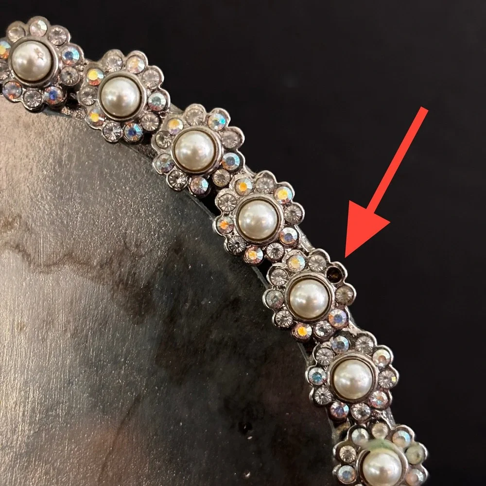 Jay Strongwater Small Oval Picture‎ Frame Silver Tone Crystals Faux Pearls Tag